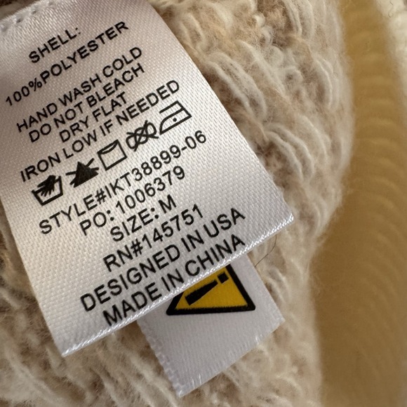 Peach Love California Boxy Colorblock Sweater Cream Beige Women's Size M New! - Picture 7 of 7